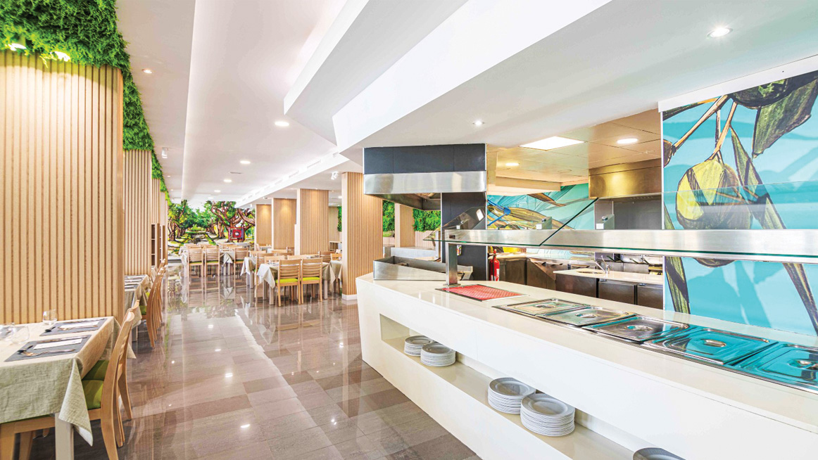 Buffet restaurant - Instay MarSenses Hotels & Homes